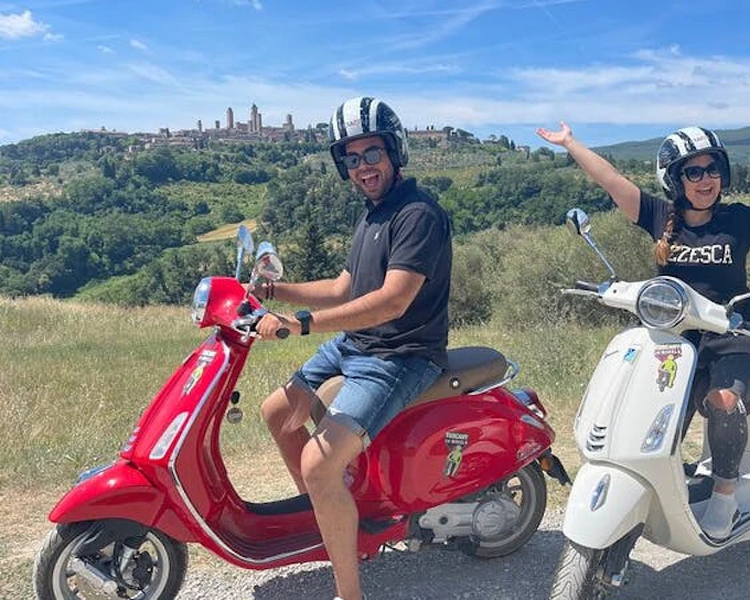 Private Chianti Vespa Tour with Tuscan Lunch and Wine Tasting (Product 49194)