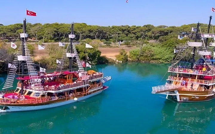båttur på manavgat-elven – fossefall og basar fra alanya-9