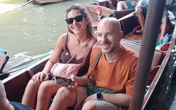 privat: ganztägige tour zum maeklong railway market und nach ayutthaya-8