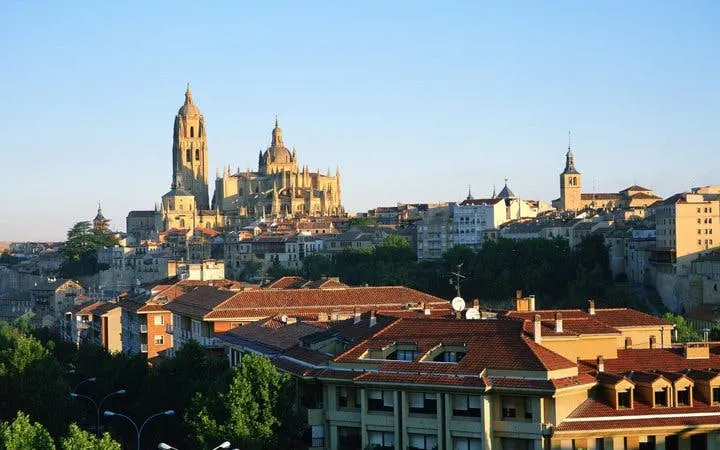Segovia skyline featuring the Segovia Cathedral during a self-guided walking tour.
