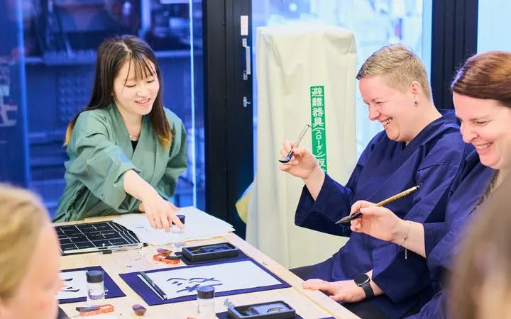 Tokyo: Shinjuku Calligraphy Workshop – Transform Your Name Image 5