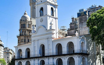 Cabildo building in Plaza de Mayo, Buenos Aires, featured in self-guided audio walking tour.