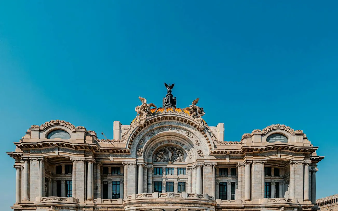 Diego Rivera Murals Self-Guided Audio Walk: SEP Courtyards, San Ildefonso, Bellas Artes and the Alameda Dream