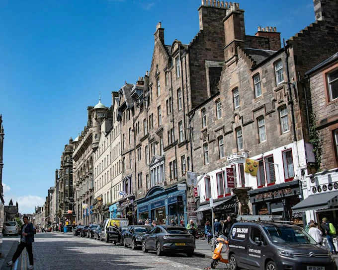 Edinburgh Old Town | Self-Guided Audio Walking Tour (Product 55425)