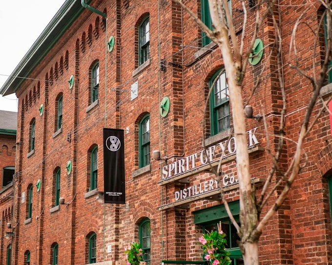 Old Town Toronto Self-Guided Audio Walk: St Lawrence Market, the Flatiron and the Distillery District