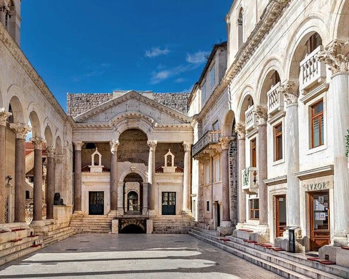 Split and Trogir Private Guided Day Trip from Split Cruise Port
