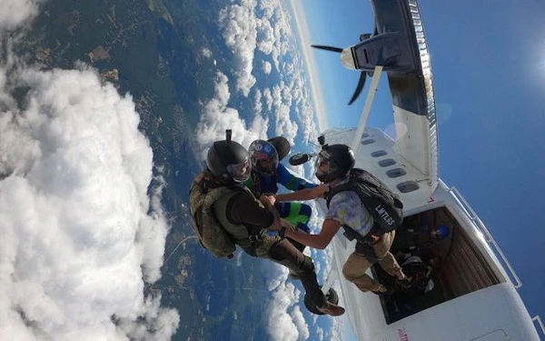 Alanya Tandem Skydiving Over the Mediterranean Sea