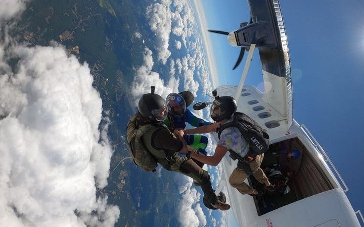 alanya tandem skydiving over the mediterranean sea-1