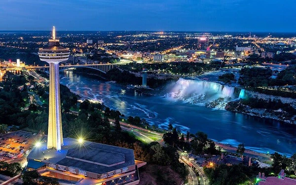 Niagara Falls Walking Tour with Skylon Tower Observation Deck and Reserved Fireworks Viewing