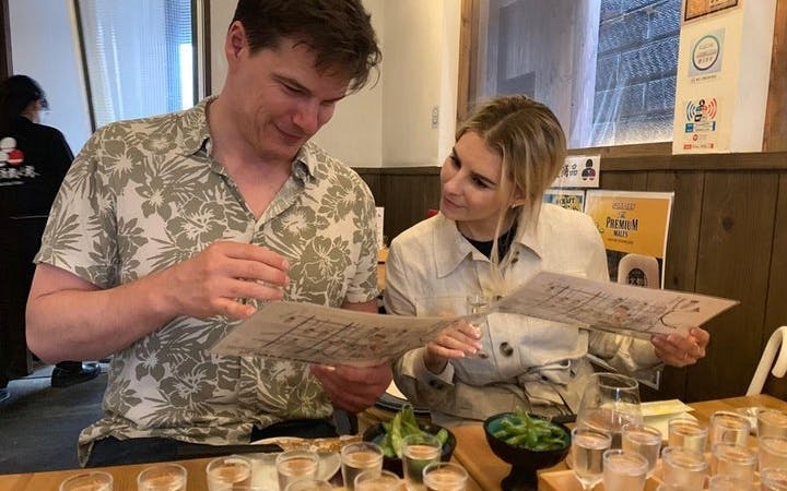 tur pietonal la fabrica de sake din kyoto și degustare-4