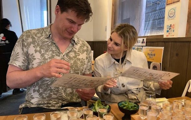 tur pietonal la fabrica de sake din kyoto și degustare-4