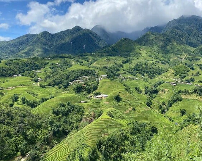 Sapa Trekking and Dzay Homestay Experience with Meals and Village Stay (Product 54190)