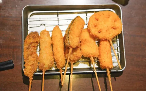 osaka street food walking tour in dotonbori & shinsekai with okonomiyaki cooking-1