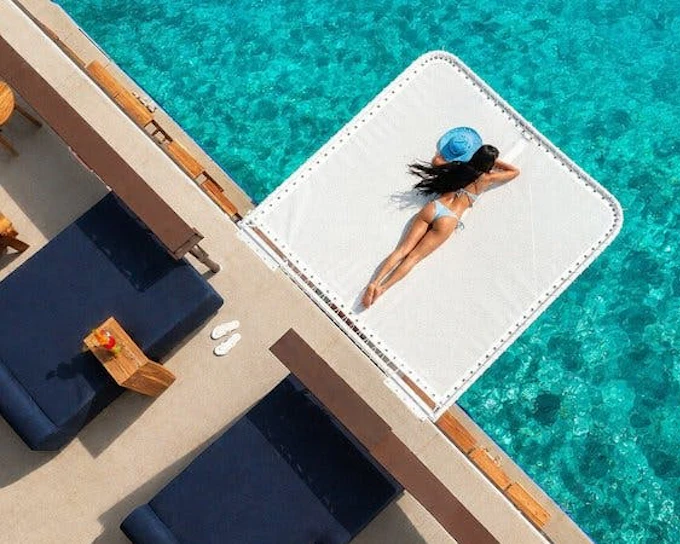 Exclusive Floating Club in Cozumel