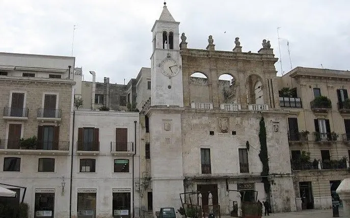 Historic building facade in Bari, Italy, featured in Aditya Guided Audio Tour.