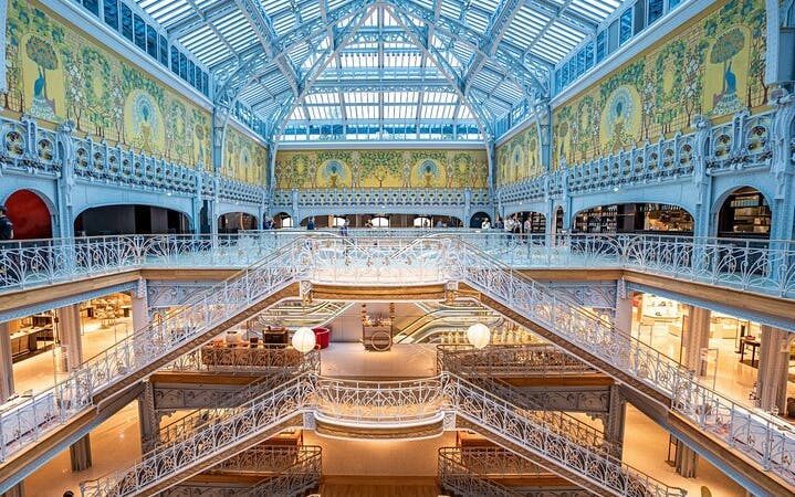 tour de compras por parís en le samaritaine con un experto local en moda y consejos de estilismo-1