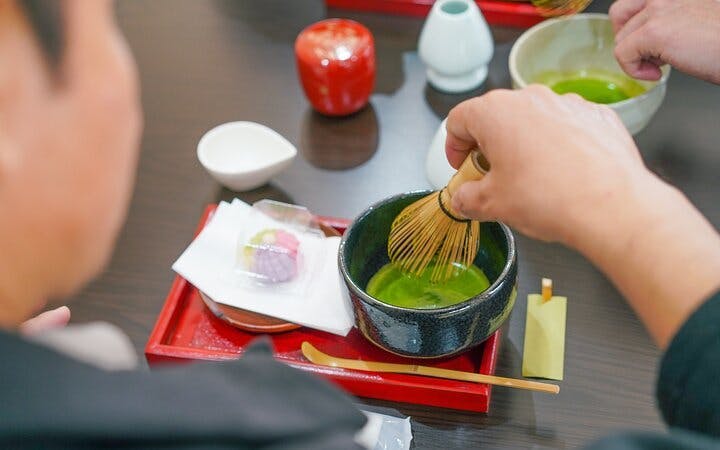 visite à pied culturelle à asakusa et atelier de préparation du matcha-3