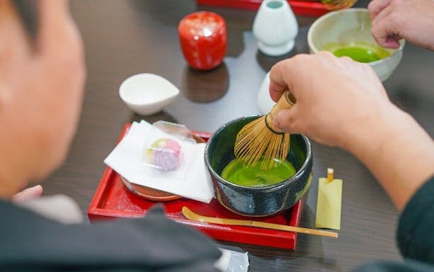 visite à pied culturelle à asakusa et atelier de préparation du matcha-3