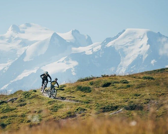eBike Mont-Blanc at high altitude – Day over Chamonix