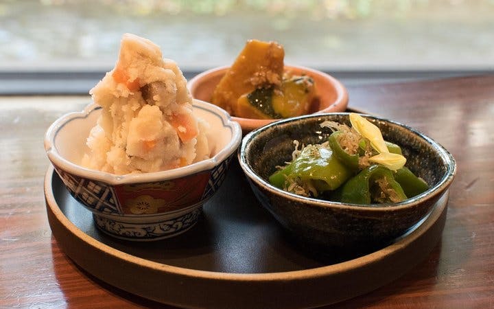 tur culinar pietonal de noapte în kyoto: 3-5 popasuri, peste 10 preparate locale-2