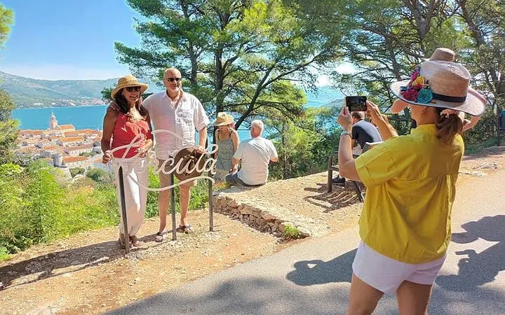 Korcula Wine Tour by Open-Top Minibus with Tastings at Three Wineries and Local Delicacies