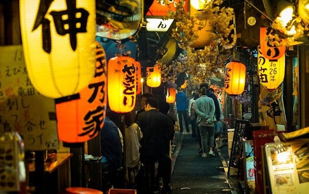 tour de bares por tokio en shinjuku (bebida ilimitada + cena)-5