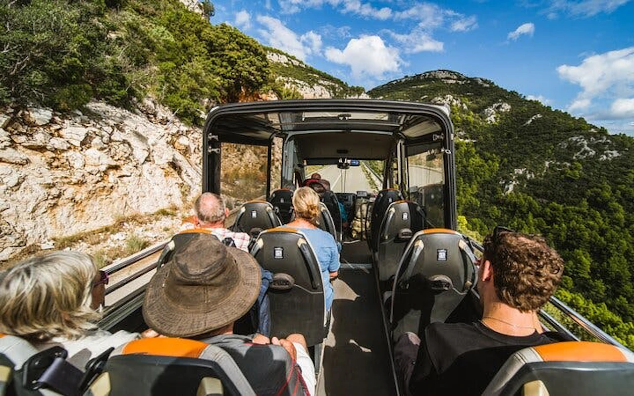 Tour dei vini a Korčula in minibus scoperto con degustazioni di vini in tre cantine e prelibatezze locali — 3