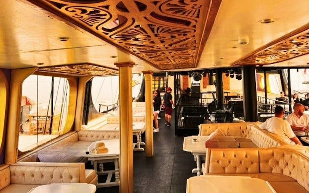 GONSTER Deluxe-Piratenbootausflug ab Kemer | Mittagessen, Getränke und Transfer — 2