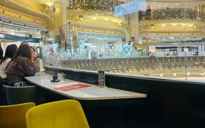 bilete pentru degustarea de vinuri și brânzeturi franceze cu somelier la galeries lafayette dome-1