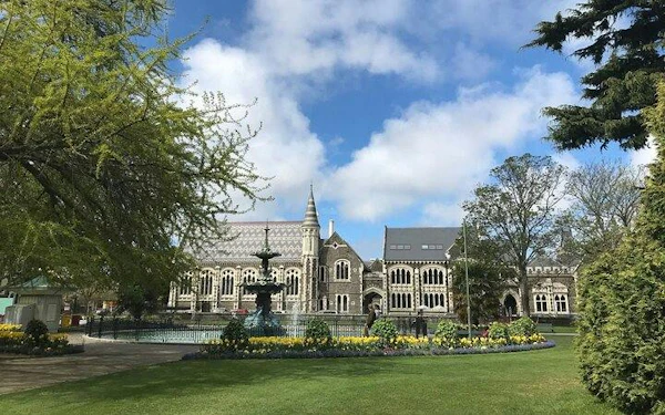 Christchurch City Top Spots Half Day Tour(Small Group Tour)