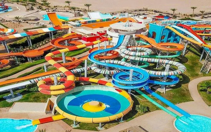Makadi Water World Aqua Park slides and pools, Hurghada.