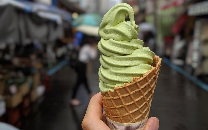 tur culinar pietonal prin piața de pește tsukiji-3
