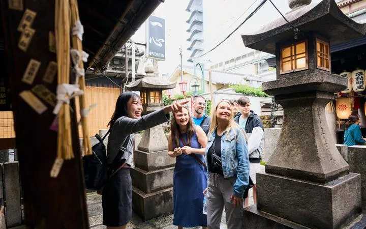Osaka Guided Walking Tour and Dotonbori River Cruise Ticket Image 3