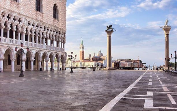 venice walking tour of major monuments and historical sites with local guide-5