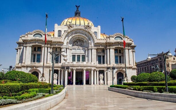 exclusieve tour door het palacio de bellas artes - kleine groepen-2