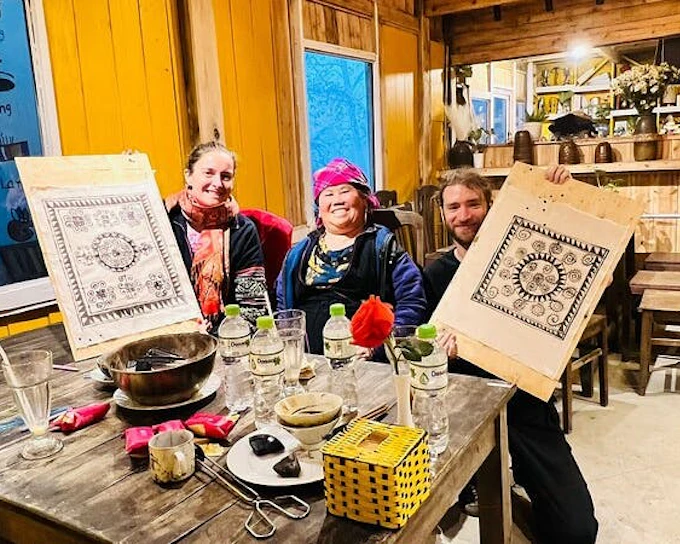 Sa Pa H’Mong Batik Workshop: Hands-On Beeswax Art Experience with Local Artisans and Take-Home Masterpiece (Product 54268)