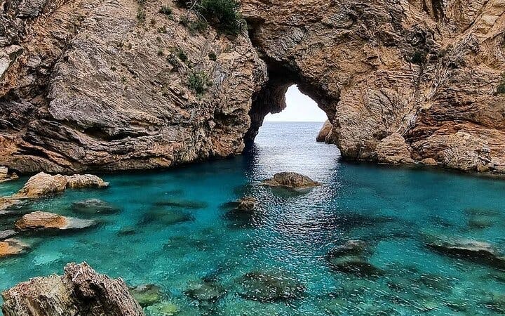 ancient ruins and secret caves tour from alanya-syedra to cragum-5