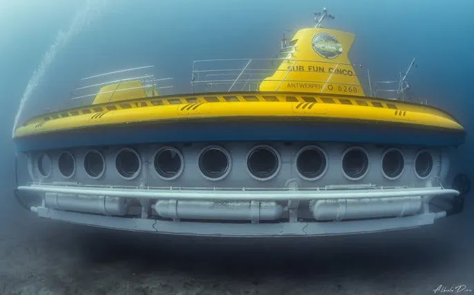 Submarine underwater during Tenerife tour with Los Gigantes pickup.