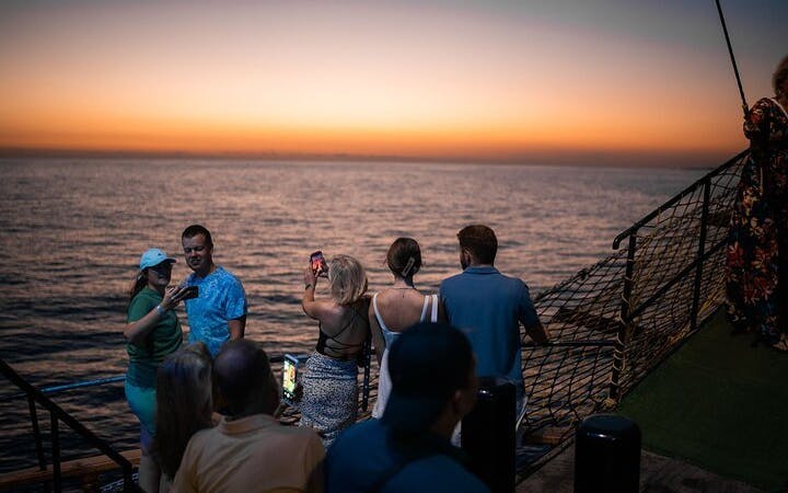 alanya sunset boat tour with free soft drinks-3