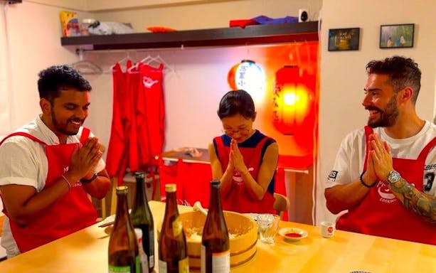 cours de cuisine en soirée dans le style izakaya à tokyo, avec boissons et achat des ingrédients-4