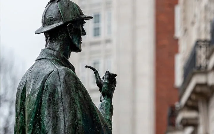 Sherlock Holmes in London: Self-Guided City Exploration Game