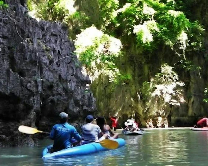 Phang Nga Bay Sea Kayaking Tour with Lunch and Hotel Transfers