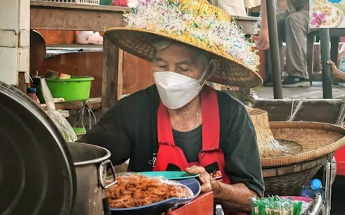 bangkok: tour in barca al mercato galleggiante e al mercato ferroviario di maeklong-1