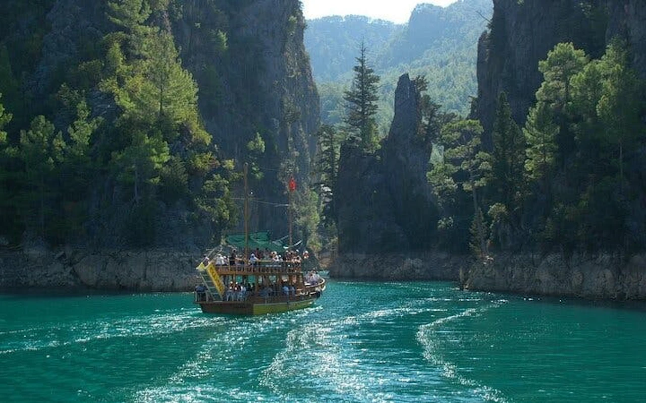 Bootstour zum Grünen Canyon ab Antalya – Abholung vom Hotel (All-inclusive) — 6
