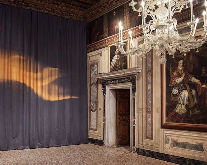 Venice Palazzo Mocenigo: History of Textile, Costume and Per