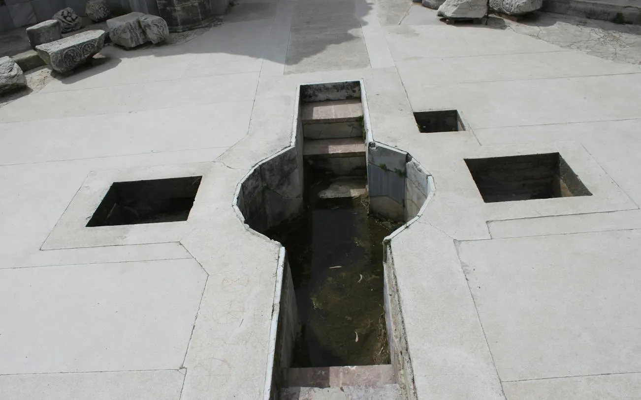 Selçuk Self-Guided Audio Walk: Temple of Artemis, Isa Bey Mosque, Basilica of Saint John and the Byzantine Aqueduct