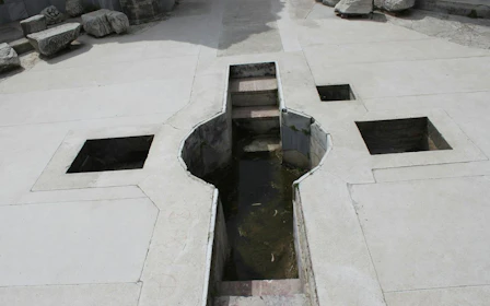 Selçuk Self-Guided Audio Walk: Temple of Artemis, Isa Bey Mosque, Basilica of Saint John and the Byzantine Aqueduct