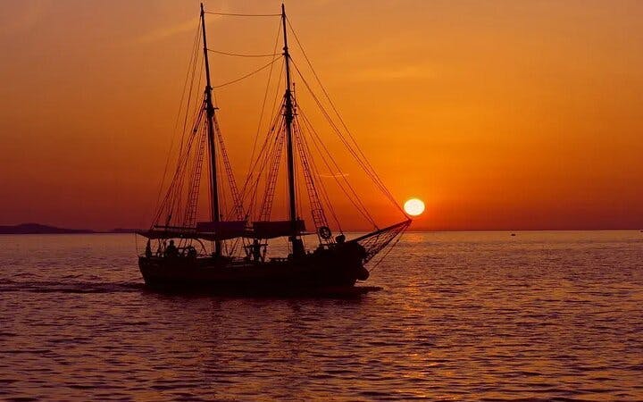 alanya sunset boat tour with free soft drinks-4