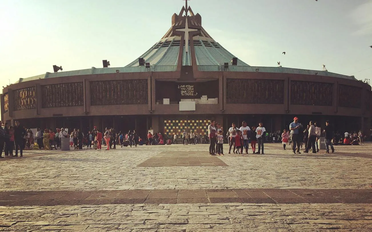 Basilica of Guadalupe Self-Guided Audio Walk: The Pilgrims' Avenue, the Old Basilica That Sank and the Summit of Tepeyac