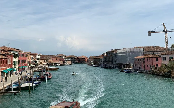 Murano Glass Factory Tour with Round-Trip Water Taxi and Live Glassblowing Demonstration Image 8